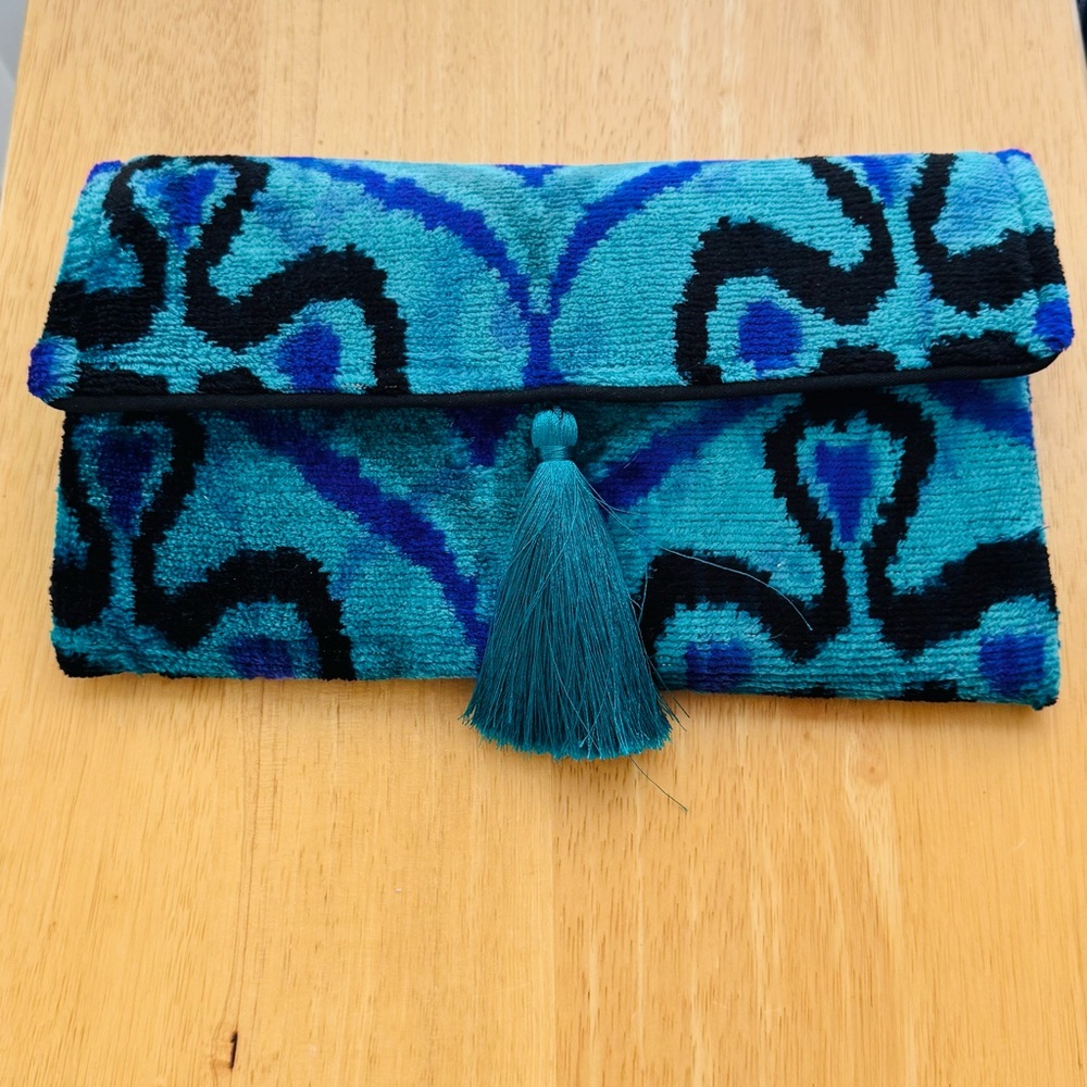 Ladies clutch